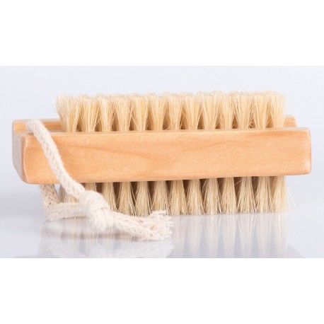 Brosse à ongle en bois